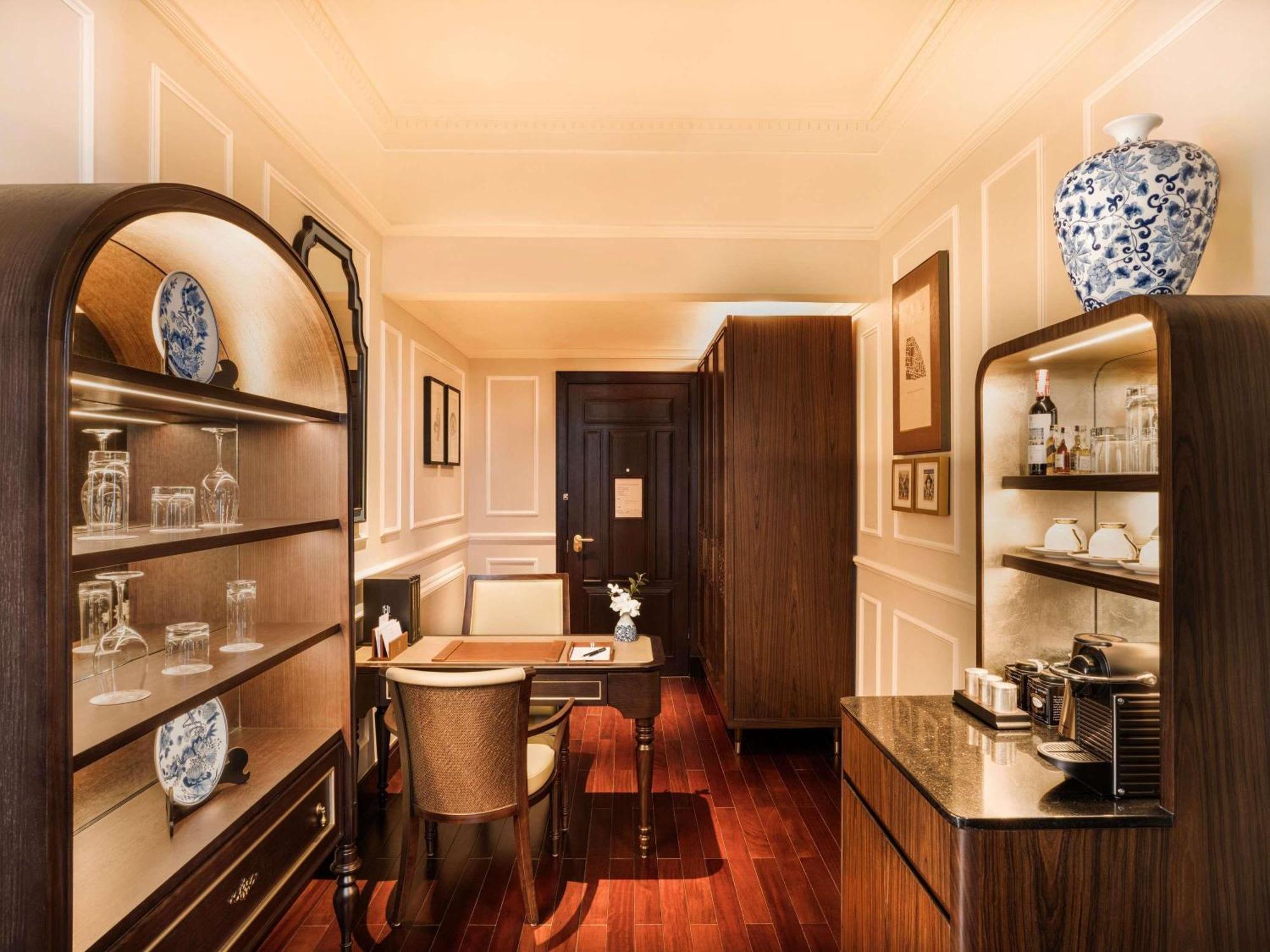 Suite Metropole Chái Di Sản Có Giường Cỡ King - Quyền Lợi Và Đặc Quyền Metropole